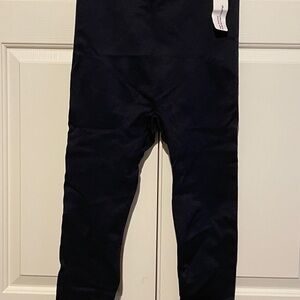 NWT Empetua high waisted shaping capri Leggings